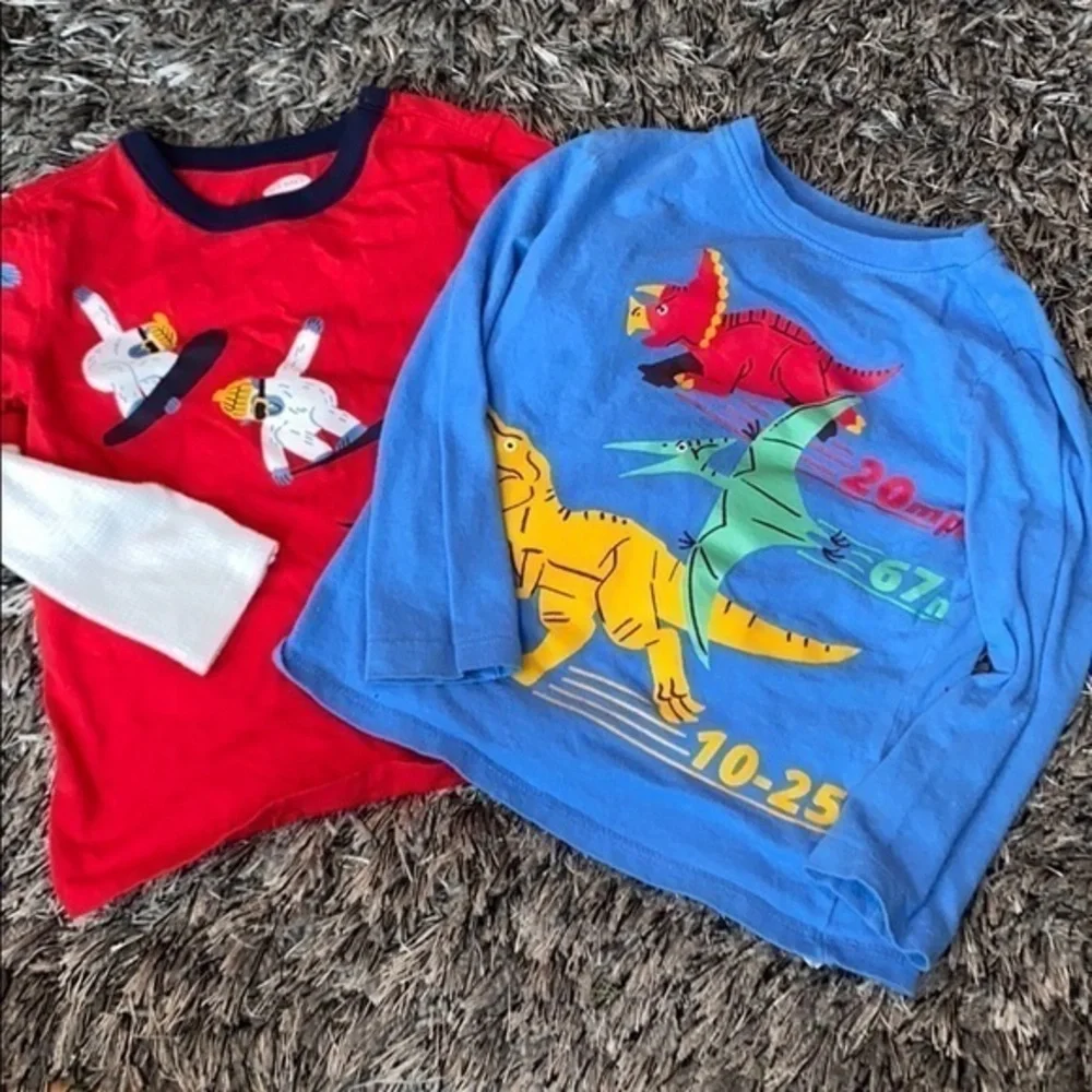 Boys old navy long sleeve shirt bundle 3T.